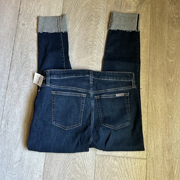 Joe’s Jeans Curvy Skinny 26” Crop Denim Style # TBRLPT5759 In Color La Puente 28 - Picture 2 of 2